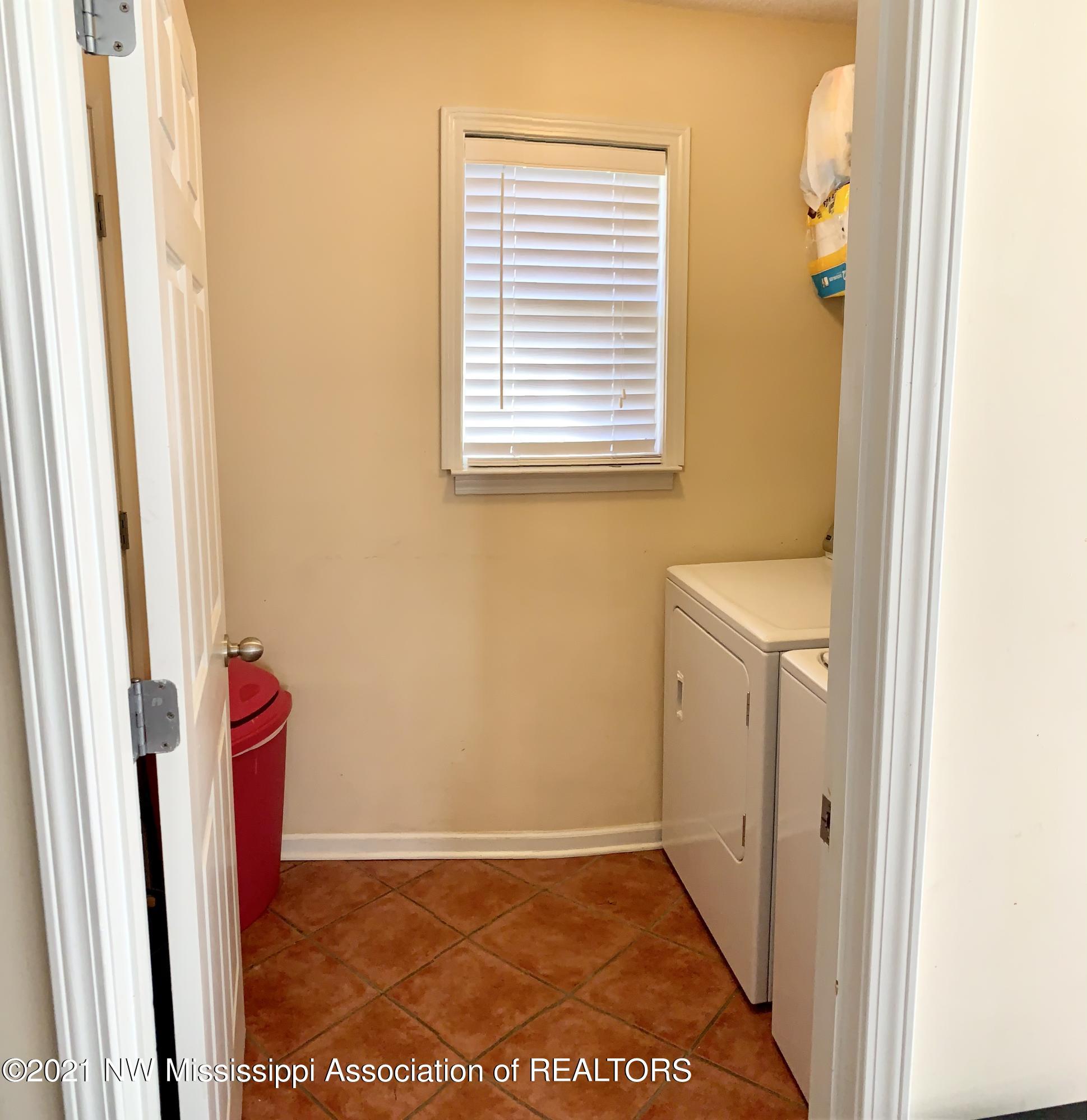 7087 Maple Grove Road Olive Branch, MS 38654 - Photo 8 of 16 IMG-4998