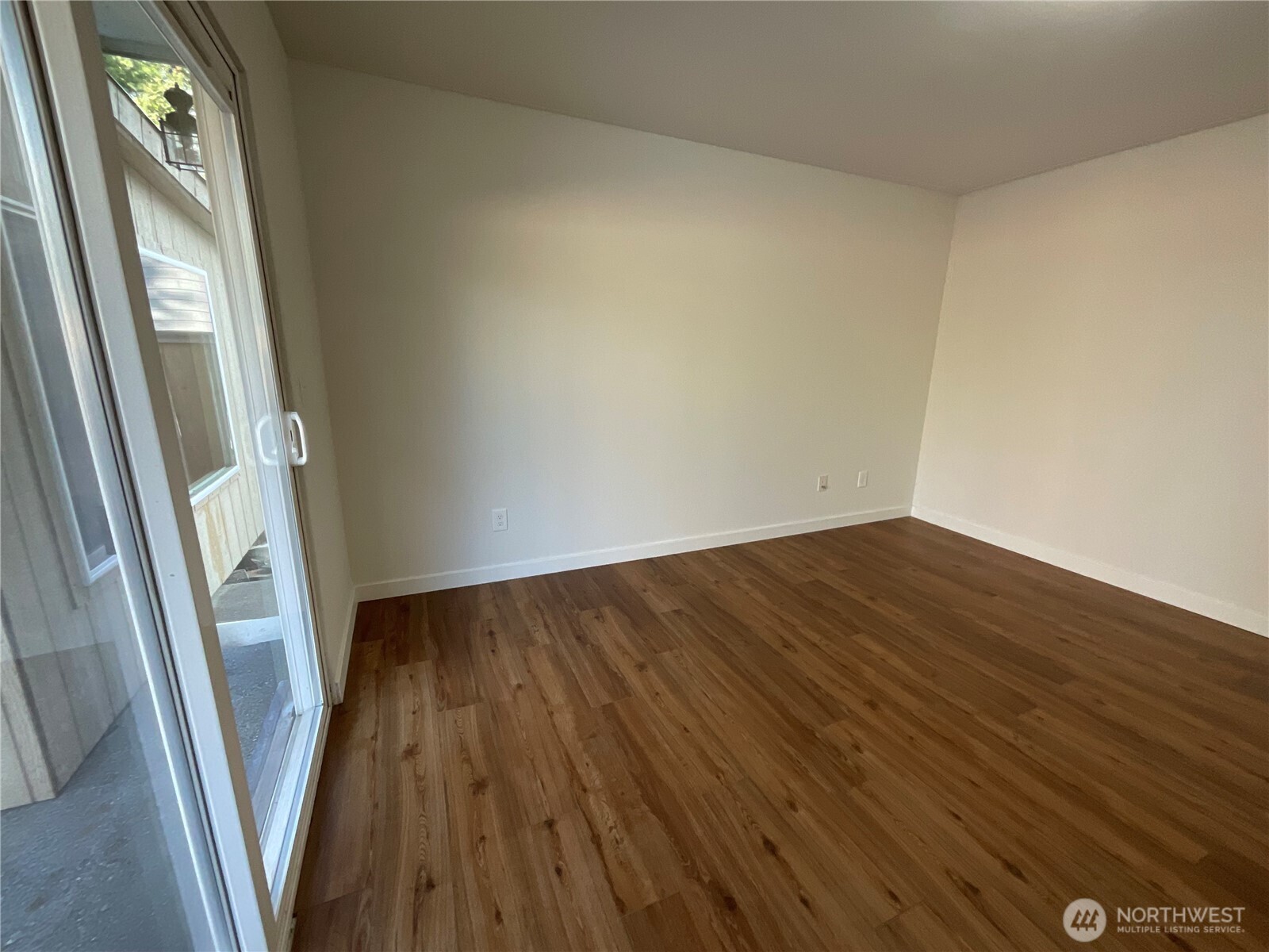 103 73rd Street Southwest Everett, WA 98203 - Photo 13 of 32