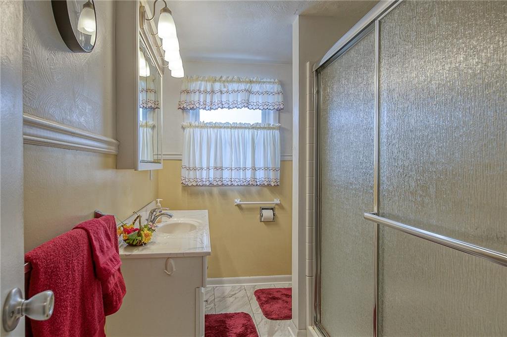 120 Freeport Road Butler, PA 16002 - Photo 7 of 22