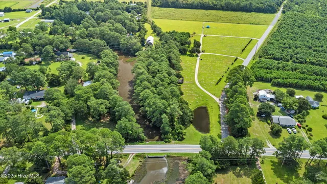 $100,000 | 806 Highway 101, Beaufort, NC 28516