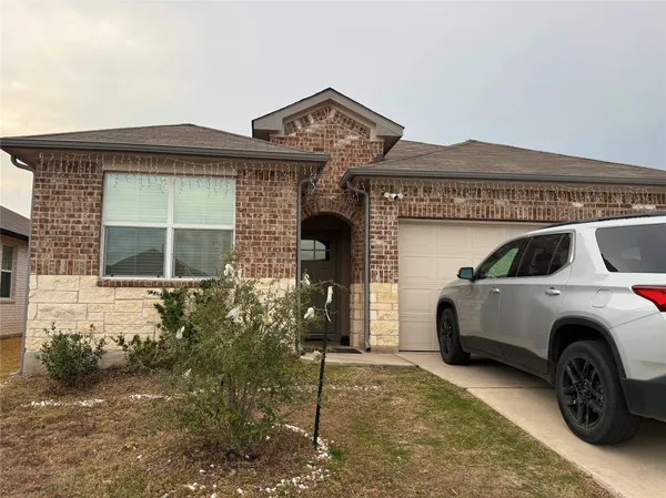$2,250 | 216 Charles Trail, Unit A, Georgetown, TX 78626
