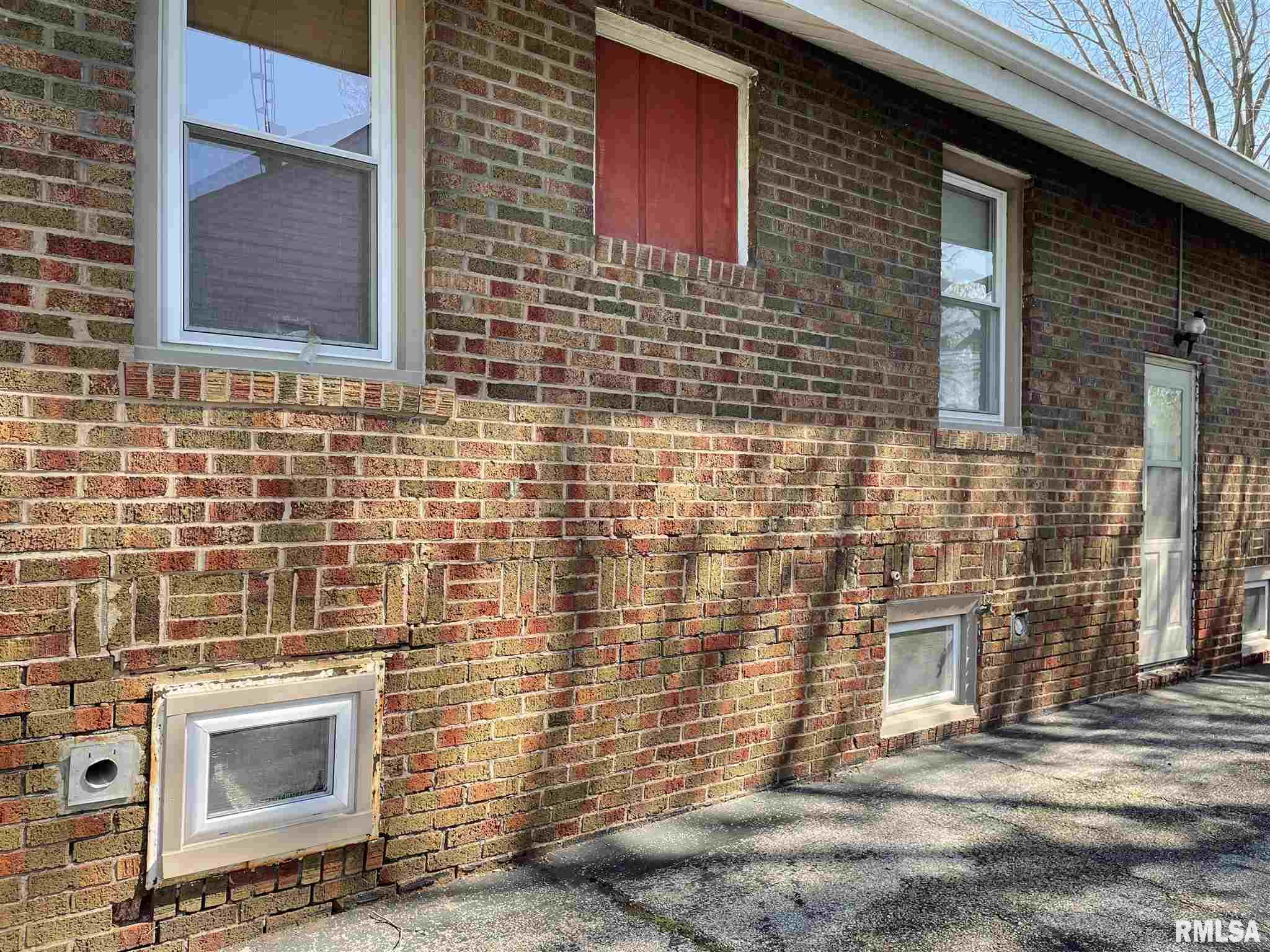 2121 North 7th Street Springfield, IL 62702 - Photo 30 of 34