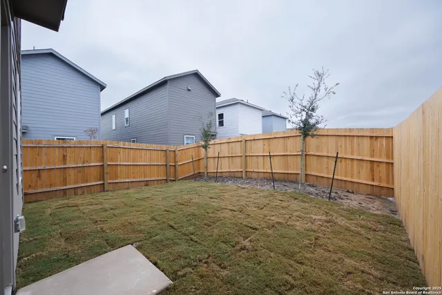 $1,475 | 11914 Bluebell Ridge, Converse, TX 78109