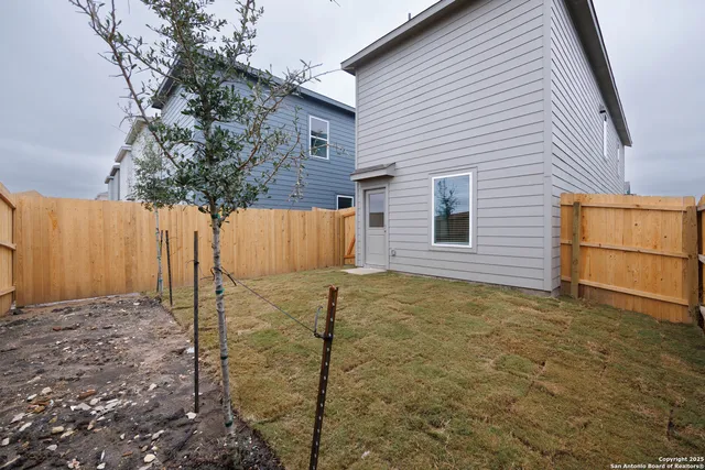 $1,475 | 11914 Bluebell Ridge, Converse, TX 78109