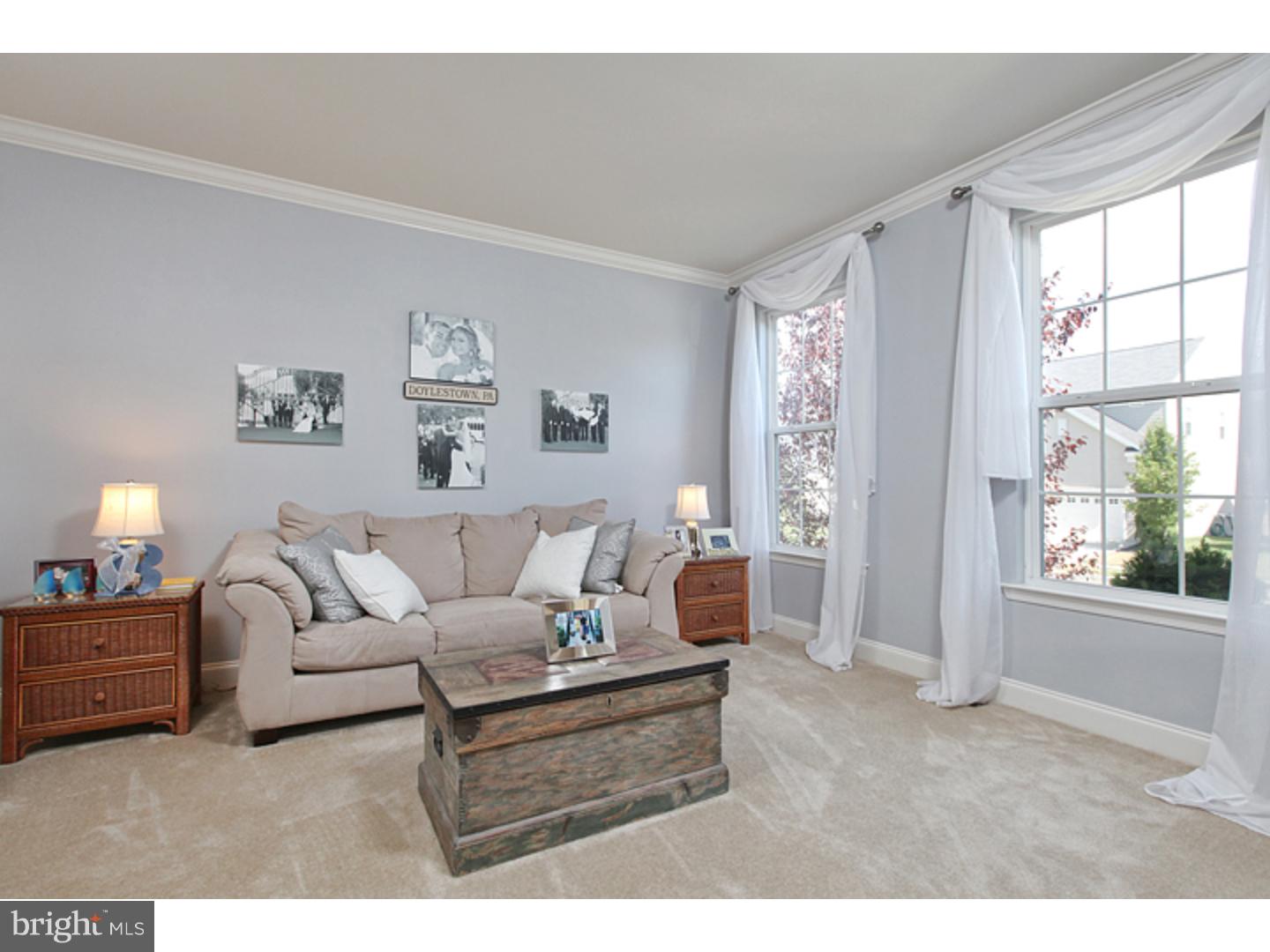 714 Chelsea Road Mullica Hill, NJ 08062 - Photo 4 of 21 Living Room