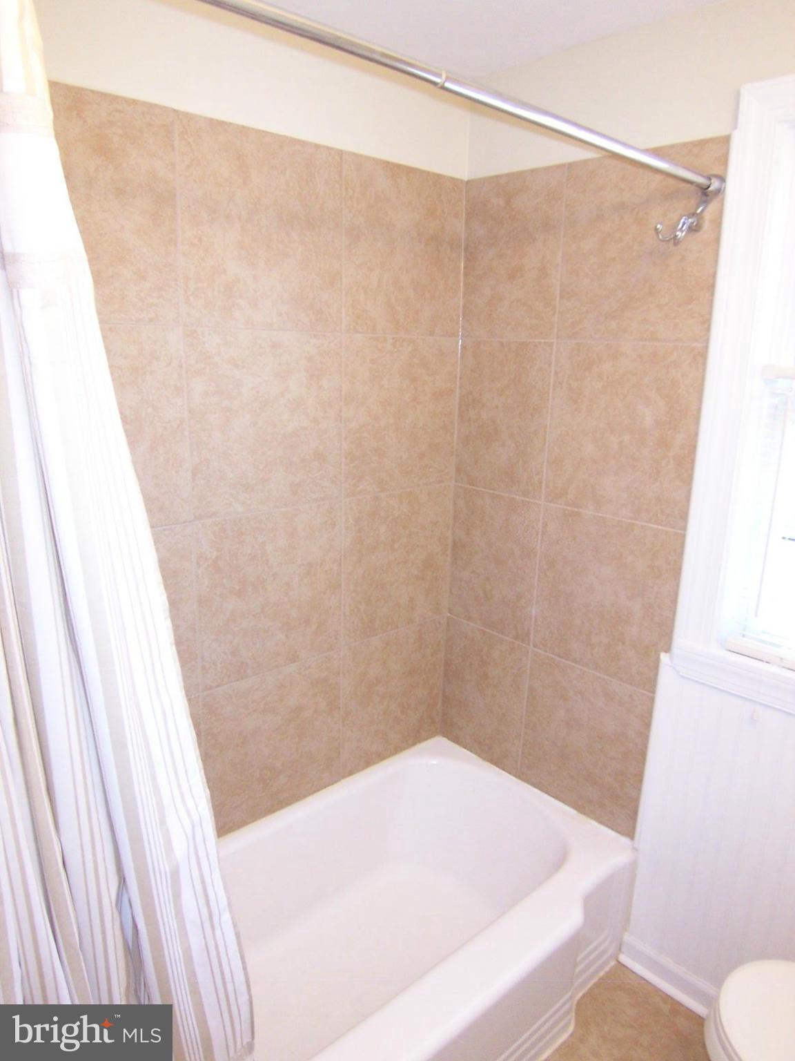 1702 Aberdeen Road Baltimore, MD 21286 - Photo 17 of 24 Bath