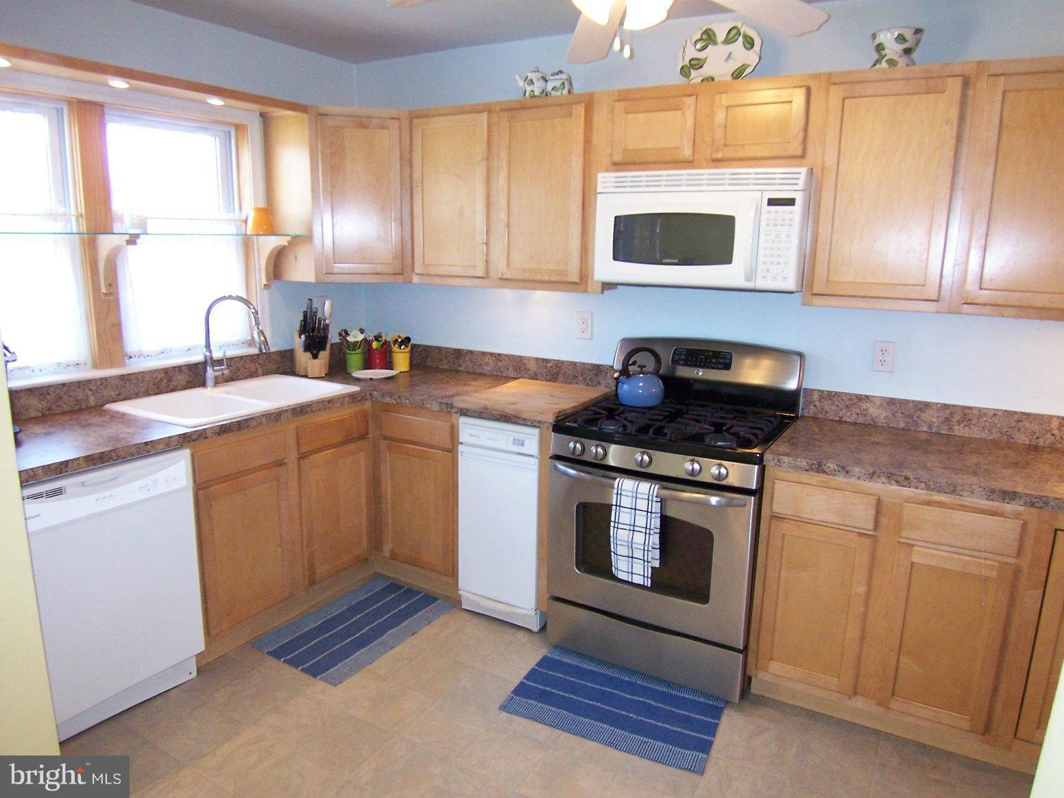 1702 Aberdeen Road Baltimore, MD 21286 - Photo 9 of 24 Kitchen
