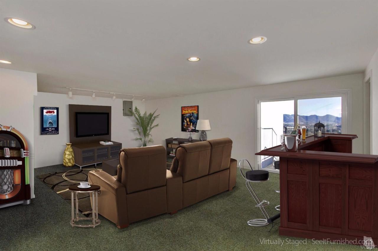 520 San Clemente Way Camarillo, CA 93010 - Photo 42 of 49 a living room with furniture and a flat screen tv
