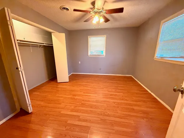 $60,000 | 107 East Main Street, Elkville, IL 62932