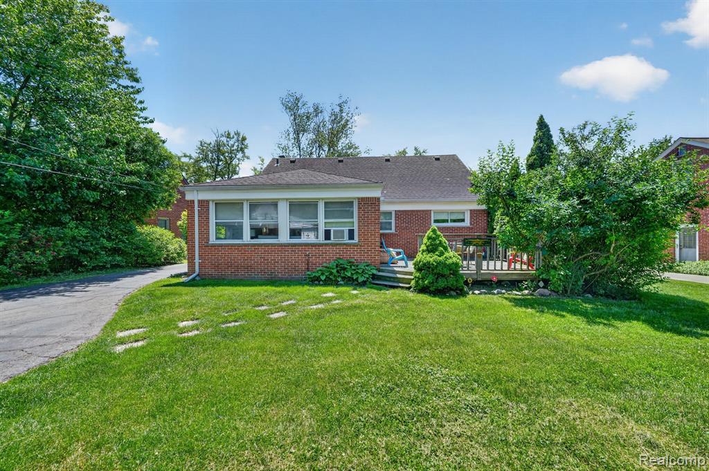 17386 Beverly Road Beverly Hills, MI 48025 - Photo 25 of 28