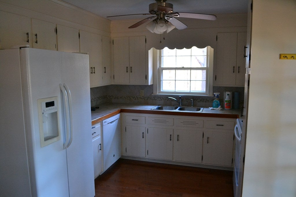 3297 Back Hampden Sydney Road Farmville, VA 23901 - Photo 9 of 29 Gallery Image 9