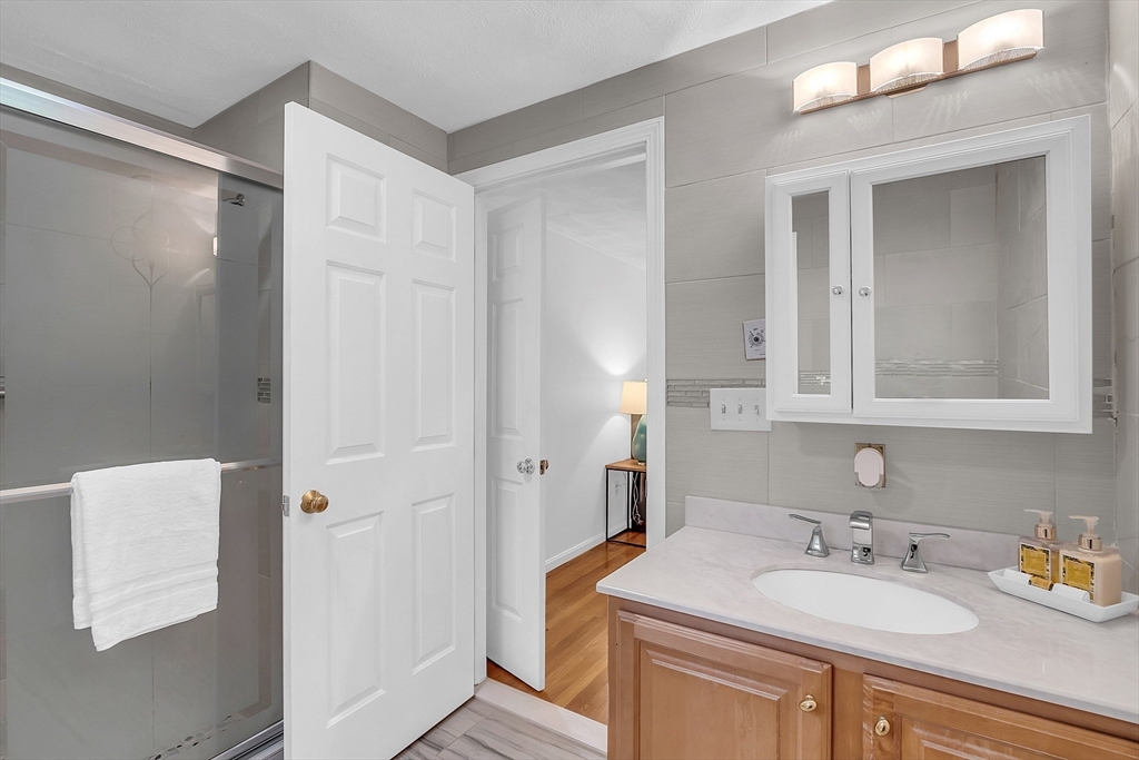 2 Vera Road Middleton, MA 01949 - Photo 18 of 26