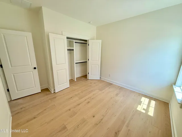 $411,900 | 1198 Creekside Lane, Hernando, MS 38632