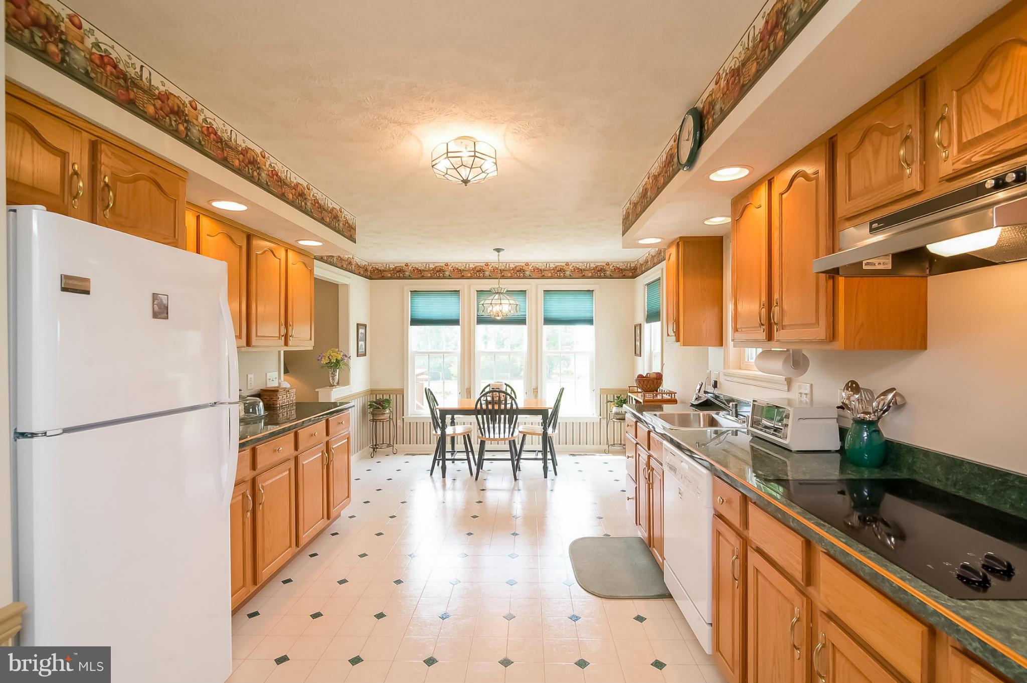 1900 Hoover Mill Road Manchester, MD 21102 - Photo 9 of 30 Kitchen, View 4