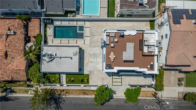 an aerial view of multiple house