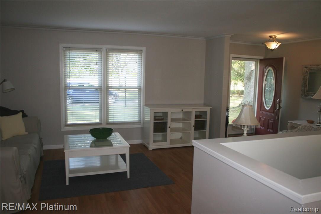 6284 Brighton Road Brighton, MI 48116 - Photo 10 of 20 IMG_1247.jpg