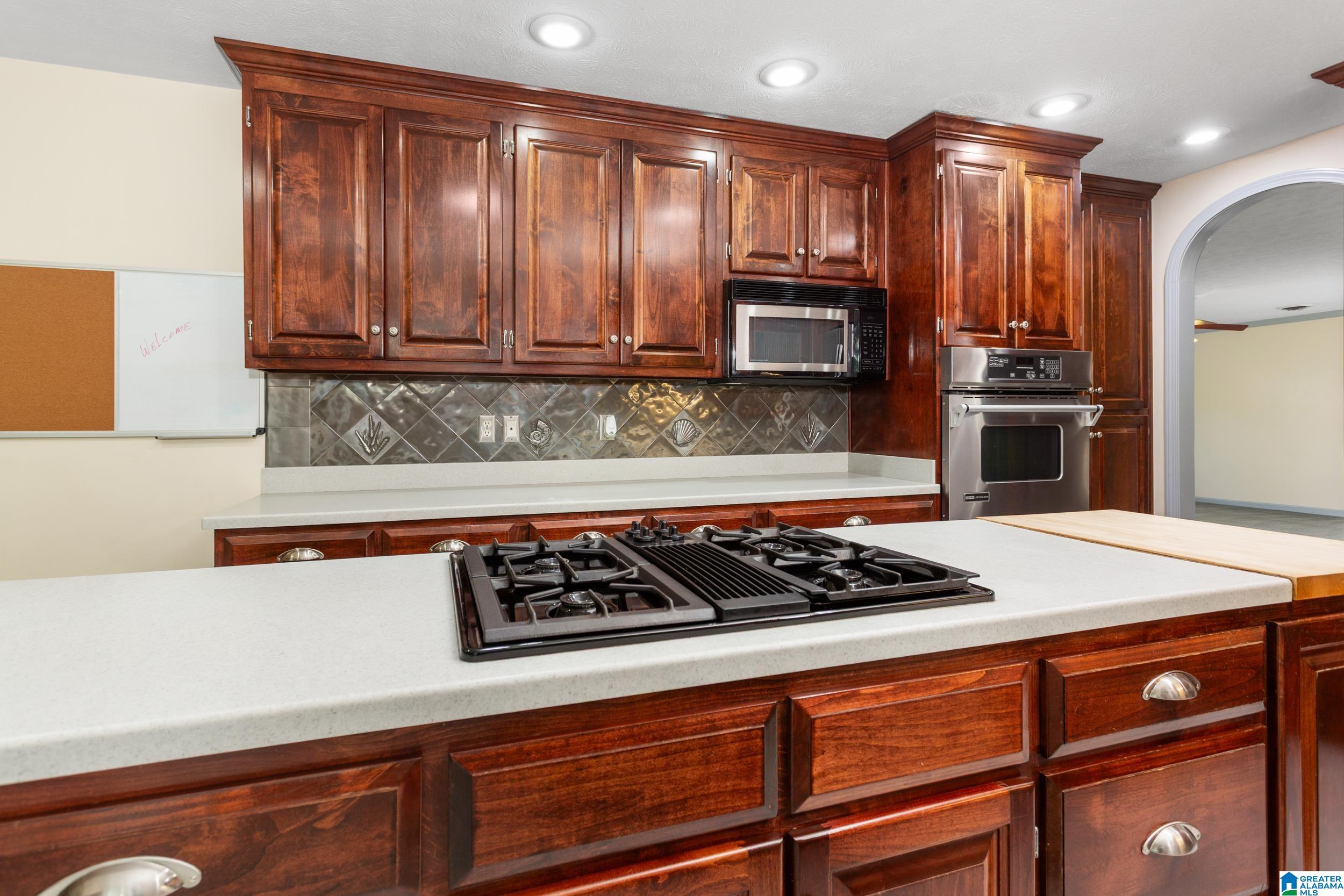 605 Crestview Road Anniston, AL 36207 - Photo 12 of 44