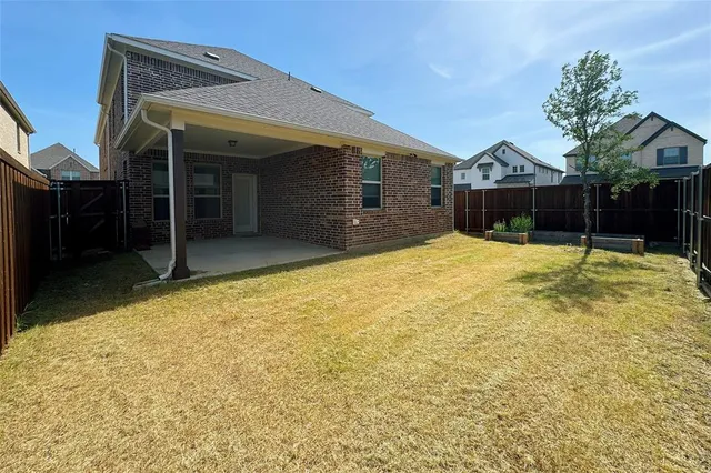 $3,300 | 2201 Preston Bend Street, Little Elm, TX 75036