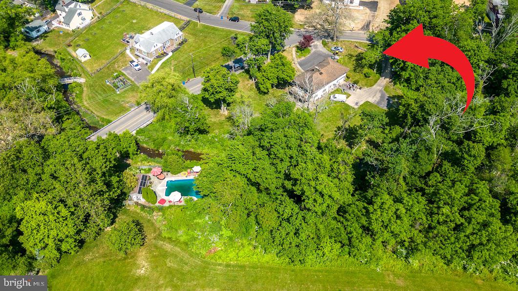 937 Sandy Run Road Yardley, PA 19067 - Photo 6 of 12 Pool is Not part of property