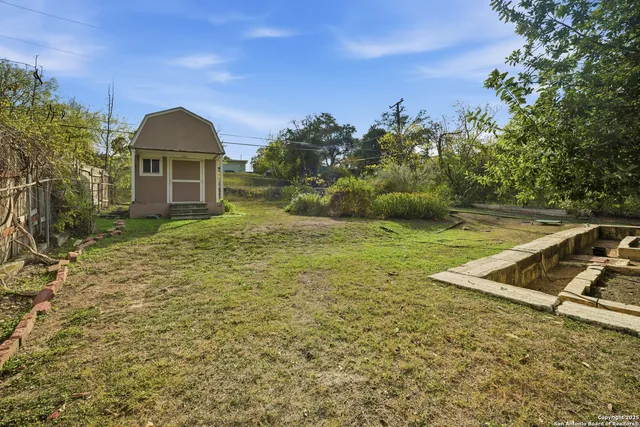 $1,700 | 126 Shadow Hill Drive, San Antonio, TX 78228