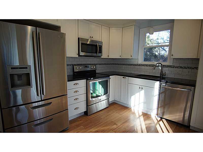 7 Whipple Road Smithfield, RI 02917 - Photo 9 of 24 Kitchen.