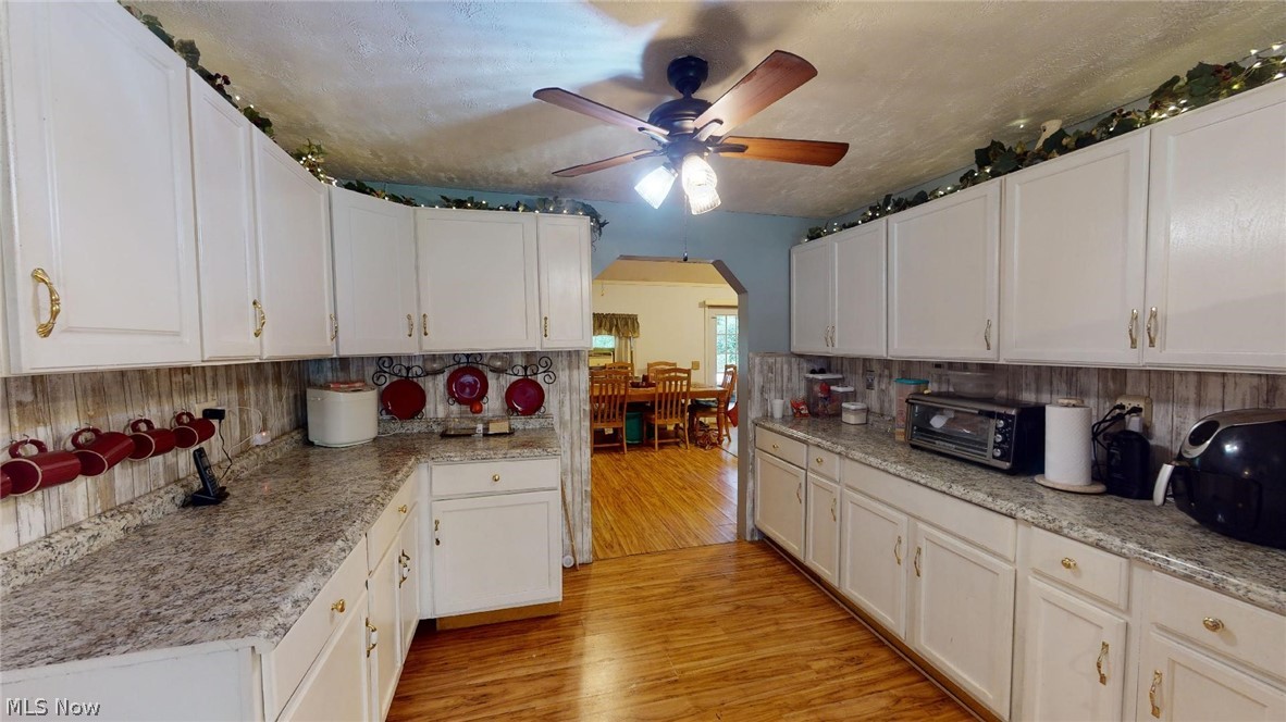 977 Liverpool Road Reedy, WV 25270 - Photo 19 of 34