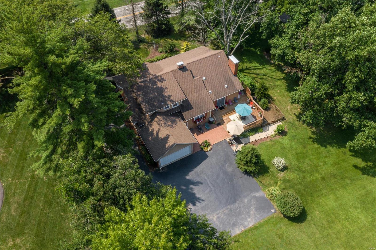 11319 Clayton Road Frontenac, MO 63131 - Photo 8 of 10 Gallery Image 8