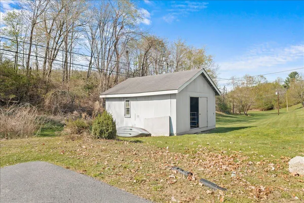 $339,950 | 310 Overland Drive Southwest, Christiansburg, VA 24073