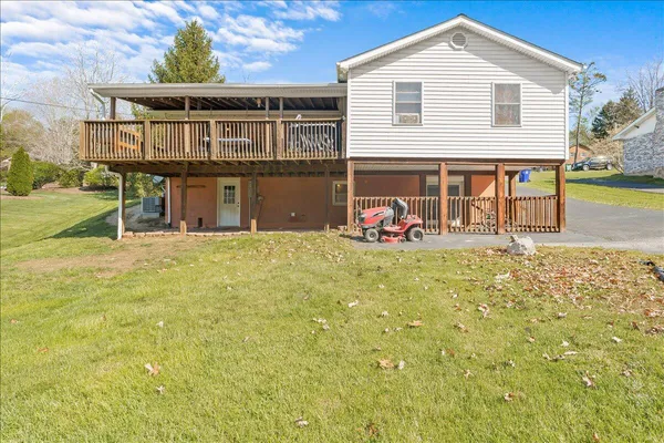 $339,950 | 310 Overland Drive Southwest, Christiansburg, VA 24073