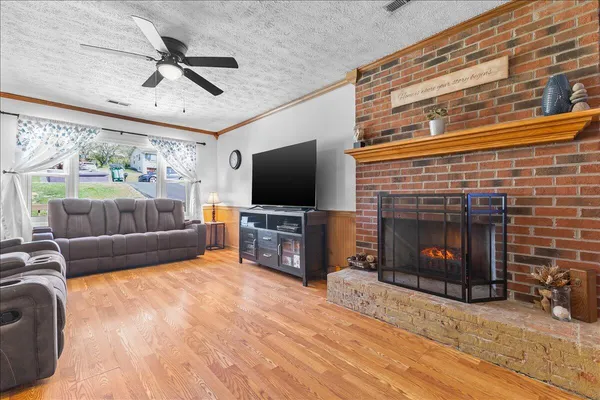 $339,950 | 310 Overland Drive Southwest, Christiansburg, VA 24073