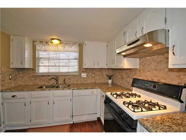 $2,100 | 4601 Hawkhaven Lane, Austin, TX 78727