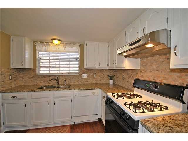 4601 Hawkhaven Lane Austin, TX 78727 - Photo 11 of 25