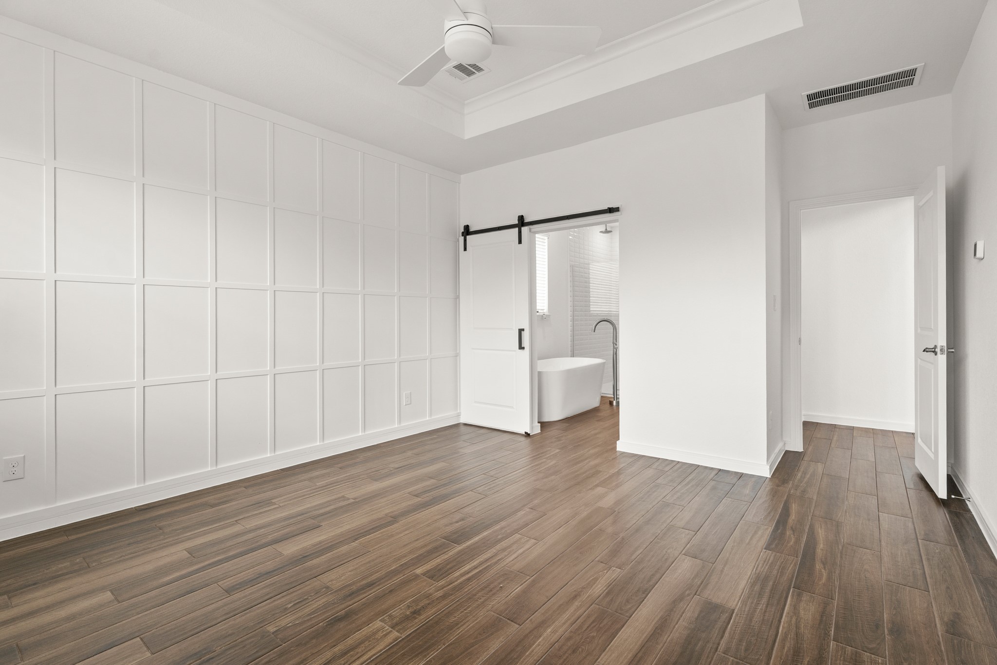 2819 Clapbread Lane Rosenberg, TX 77471 - Photo 13 of 45 Private primary suite (*Photo not of actual home and used for illustration purposes only.)