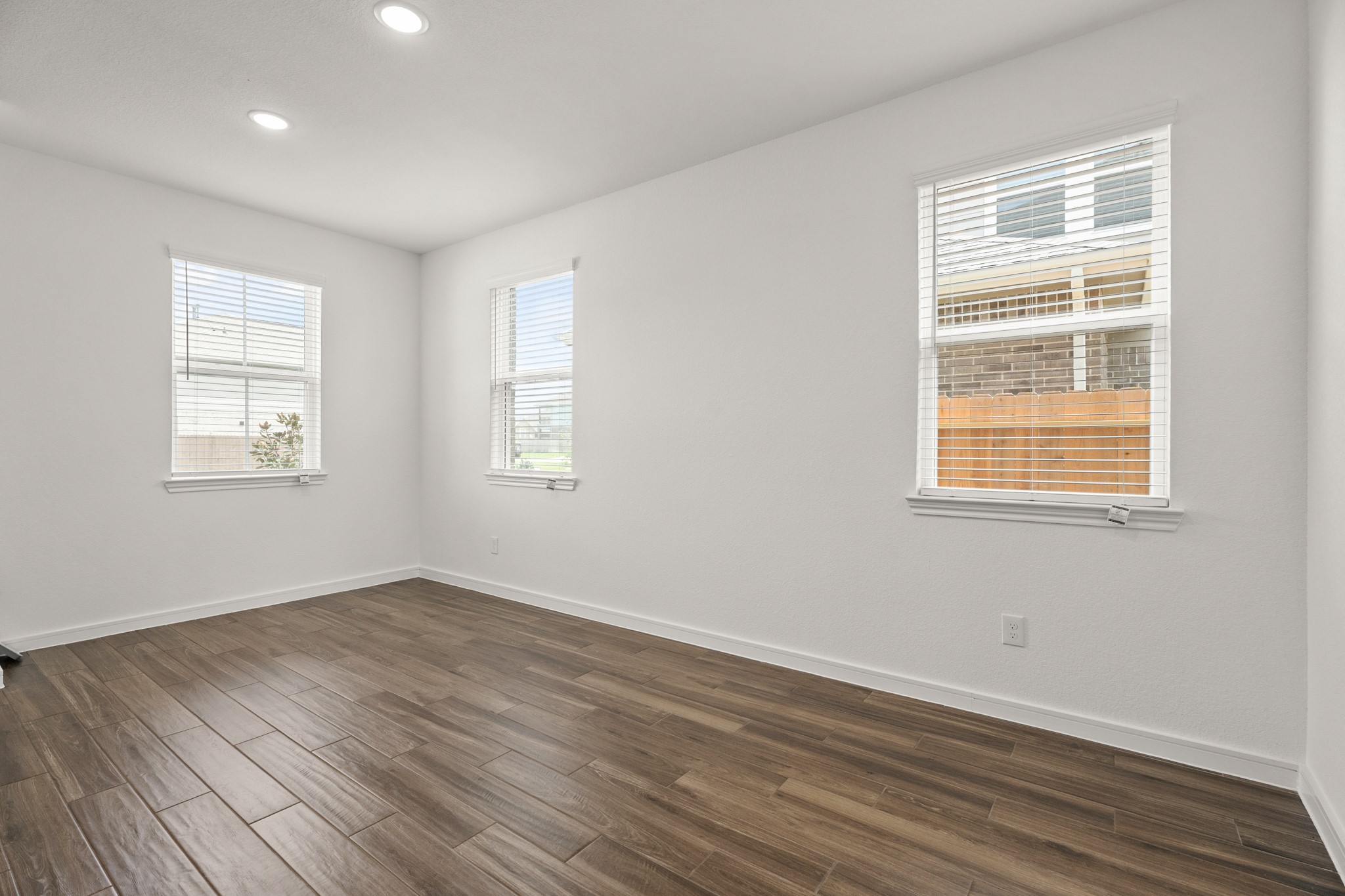 2819 Clapbread Lane Rosenberg, TX 77471 - Photo 4 of 45 Elegant dining room (*Photo not of actual home and used for illustration purposes only.)