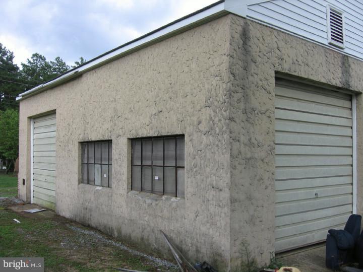 320 Atsion Road Shamong, NJ 08088 - Photo 22 of 23 Garage