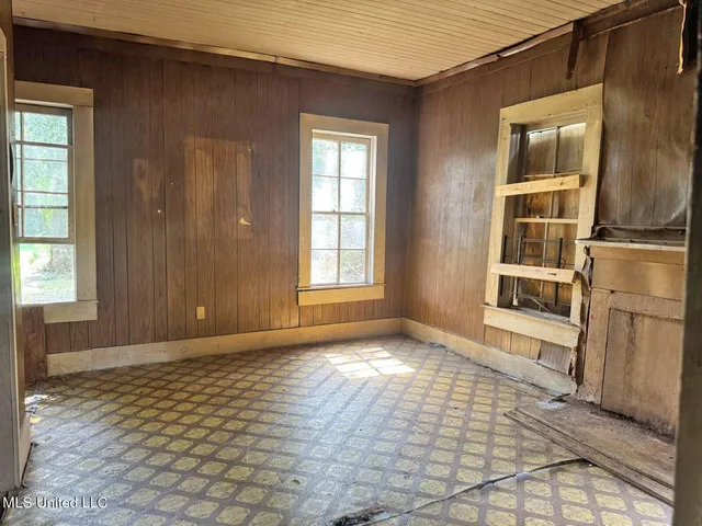 $33,000 | 724 East Cherokee Street, Brookhaven, MS 39601