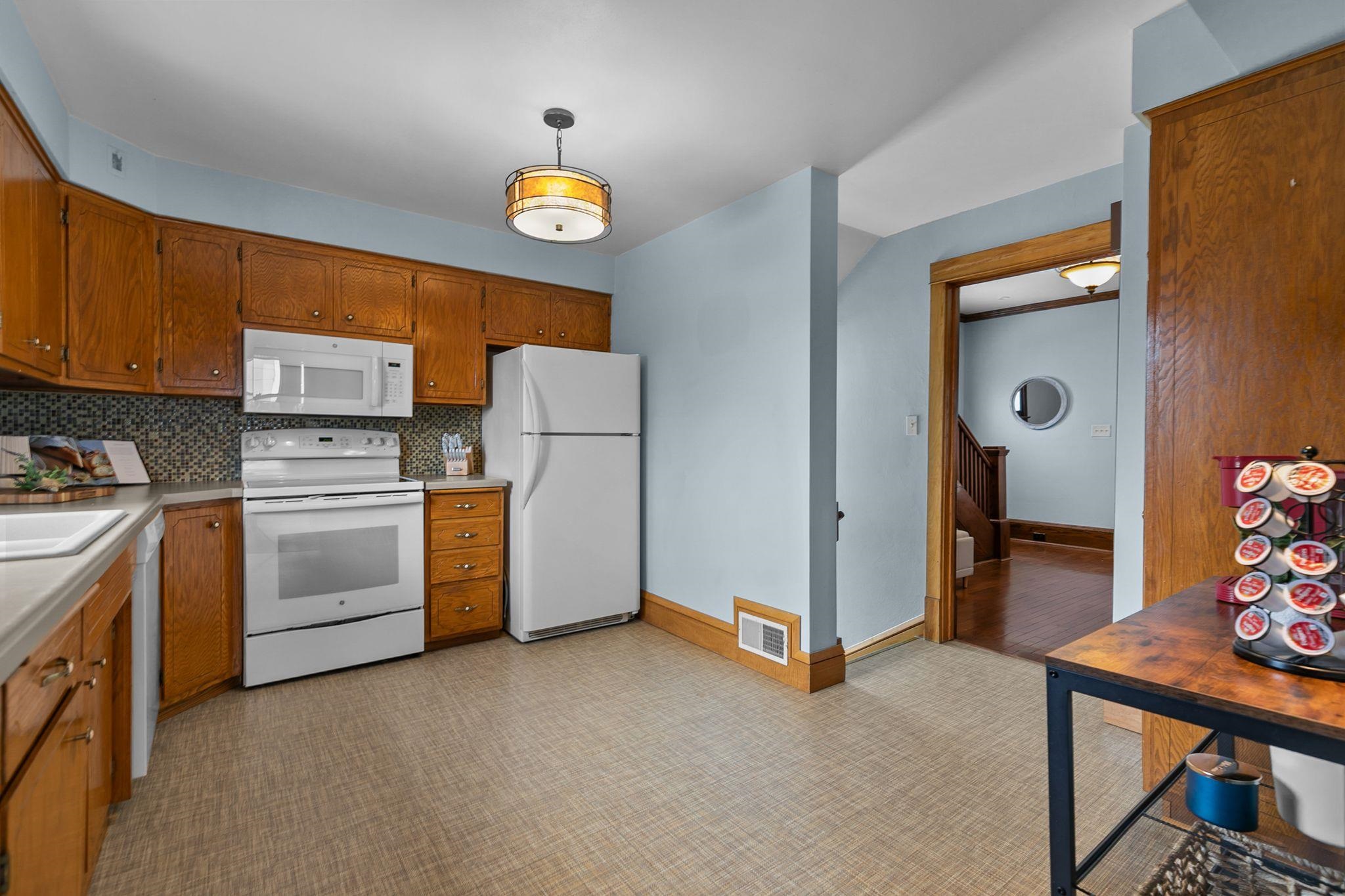 913 North Harriman Street Appleton, WI 54911 - Photo 15 of 43