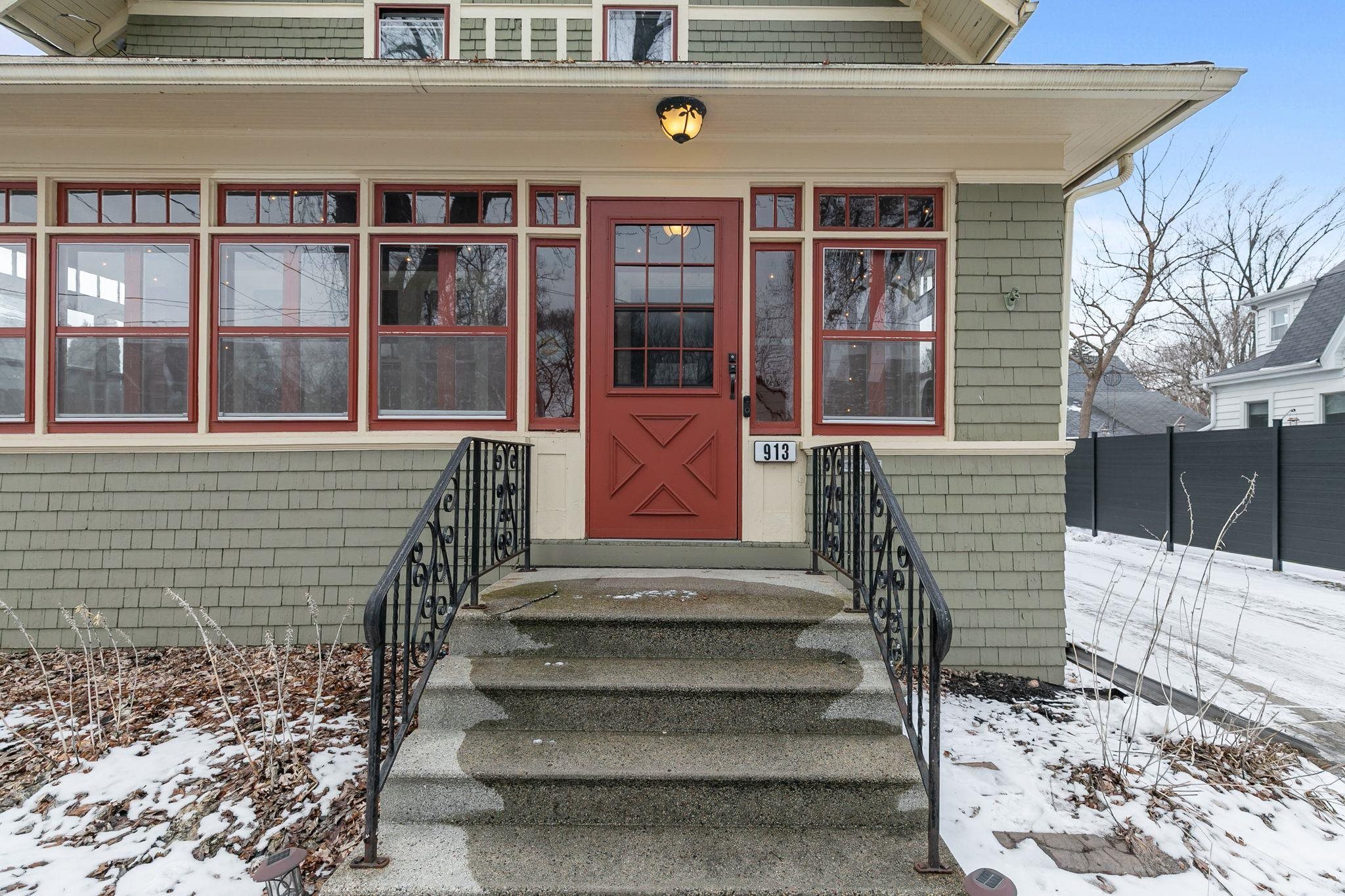 913 North Harriman Street Appleton, WI 54911 - Photo 37 of 43