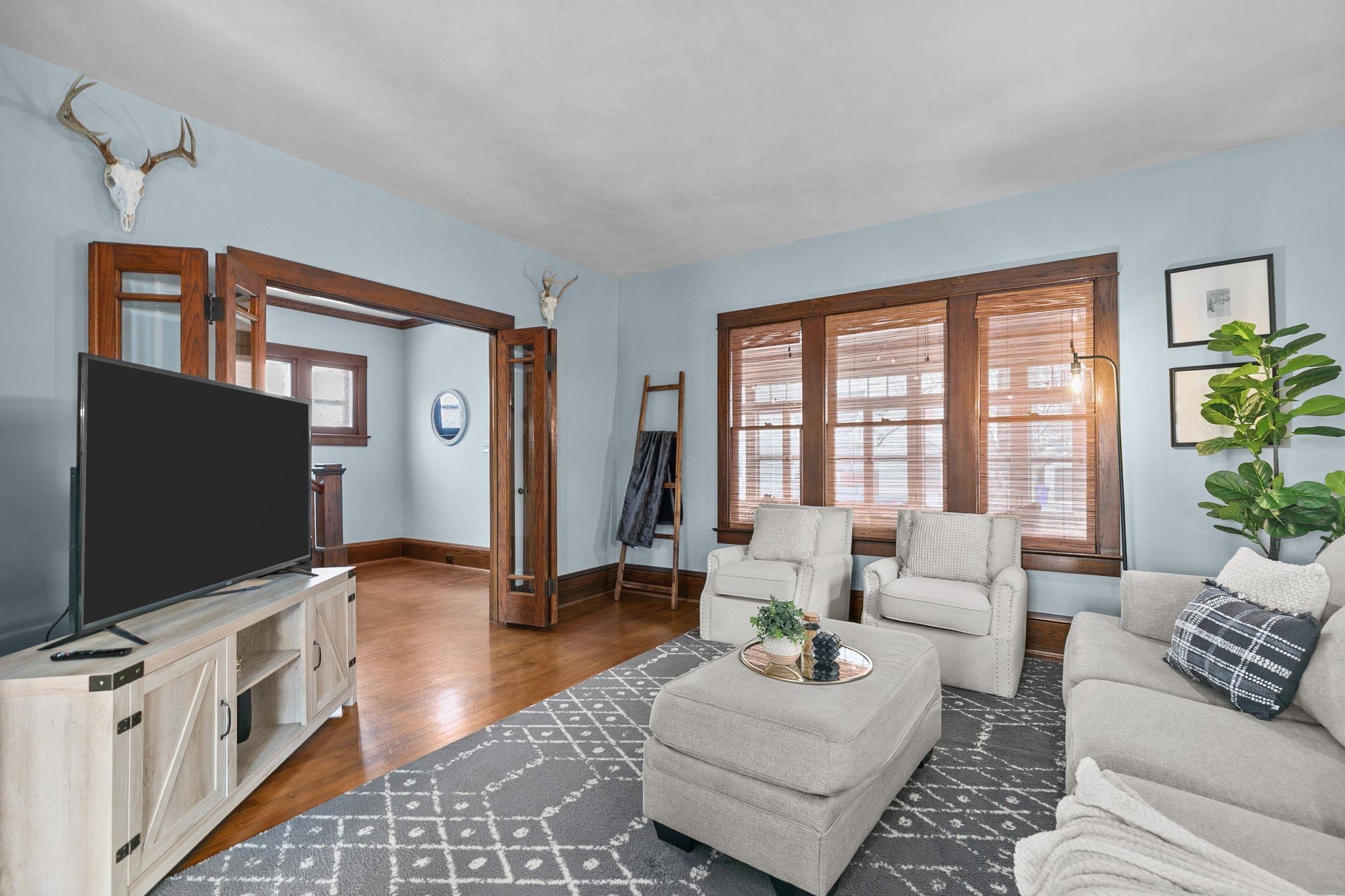 913 North Harriman Street Appleton, WI 54911 - Photo 8 of 43