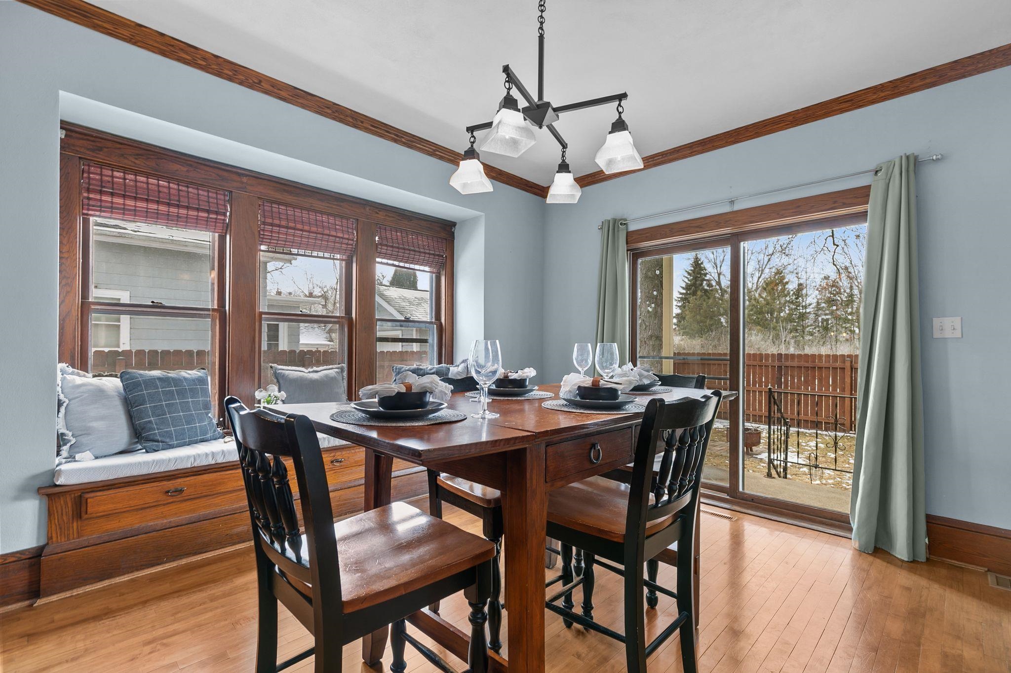 913 North Harriman Street Appleton, WI 54911 - Photo 10 of 43