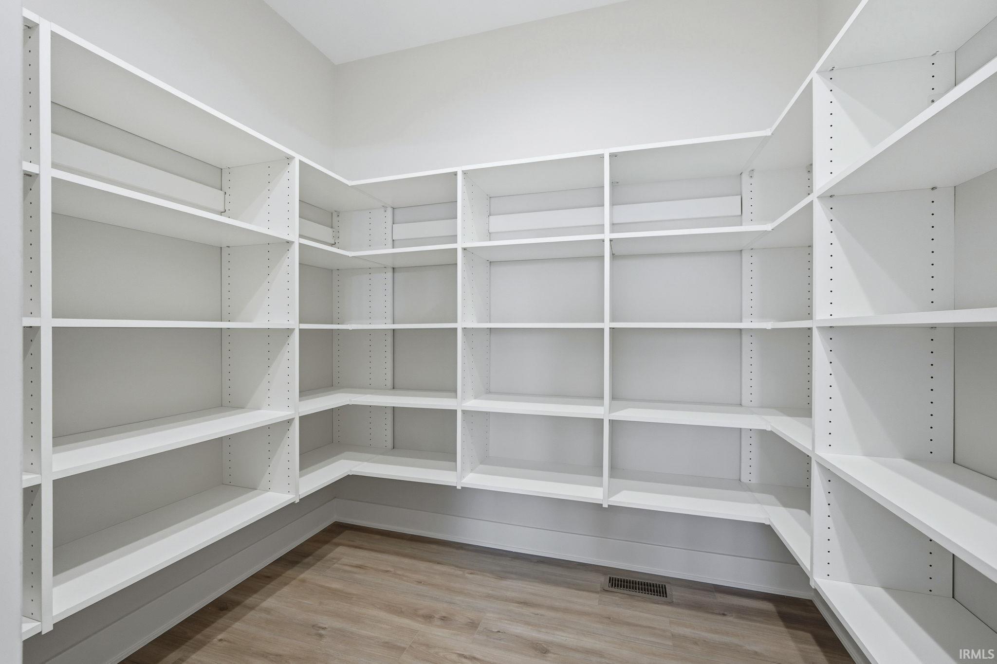 17727 Castlefeane Court Leo, IN 46765 - Photo 10 of 36