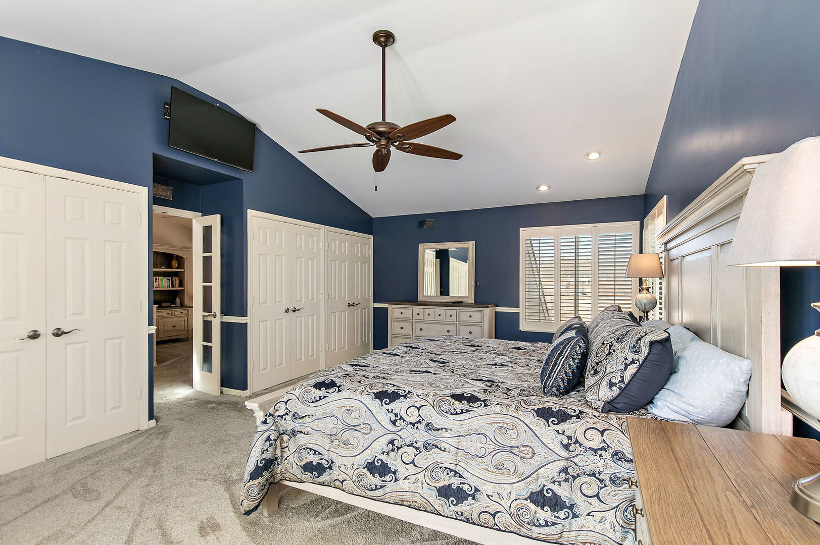 814 Oak Hill Road Lake Barrington, IL 60010 - Photo 24 of 59