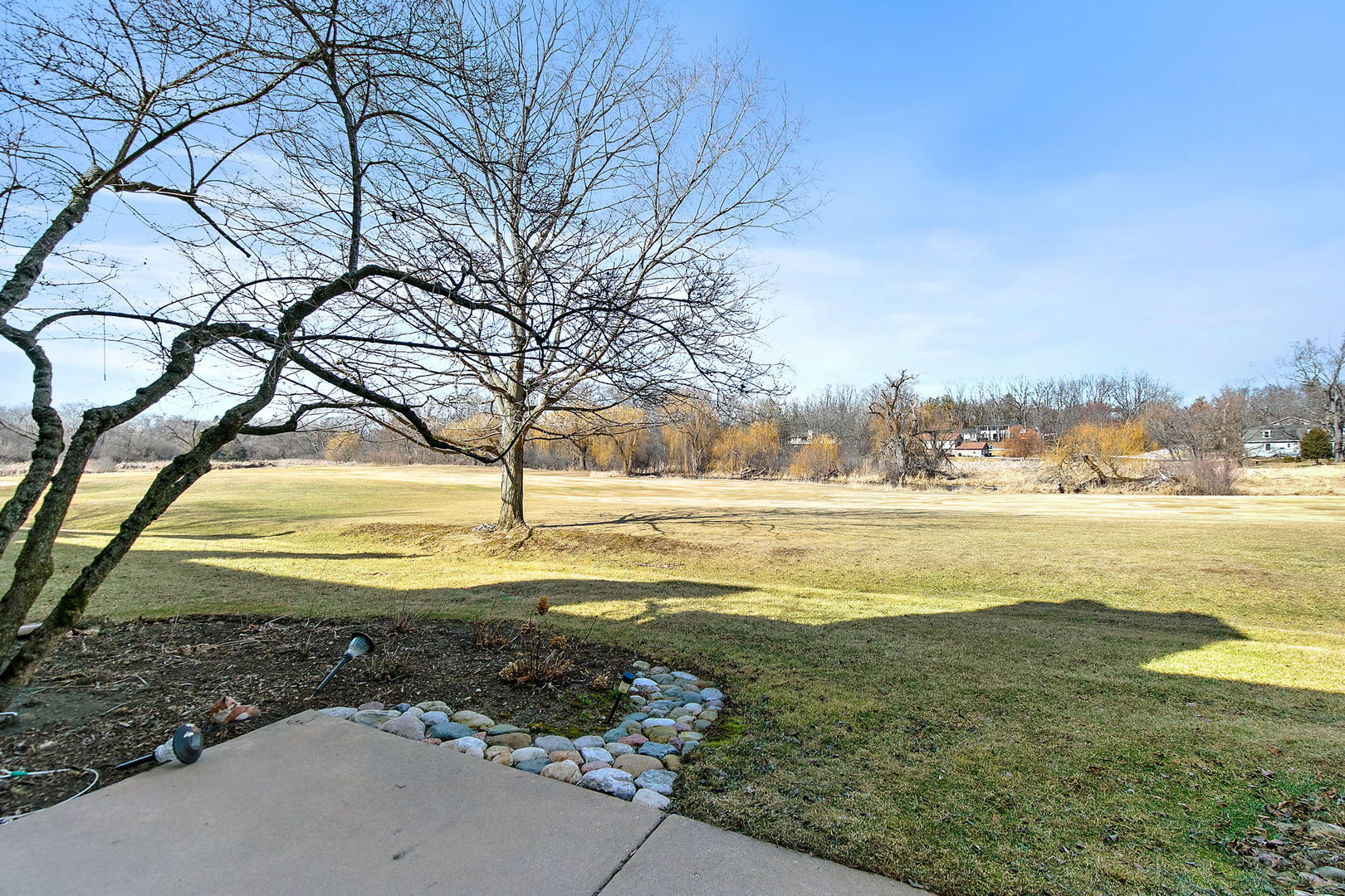 814 Oak Hill Road Lake Barrington, IL 60010 - Photo 35 of 59 a view of an ocean and a mountain view