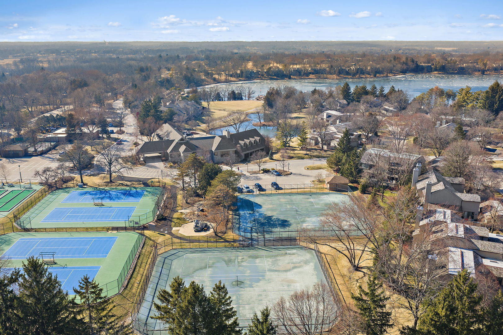 814 Oak Hill Road Lake Barrington, IL 60010 - Photo 54 of 59