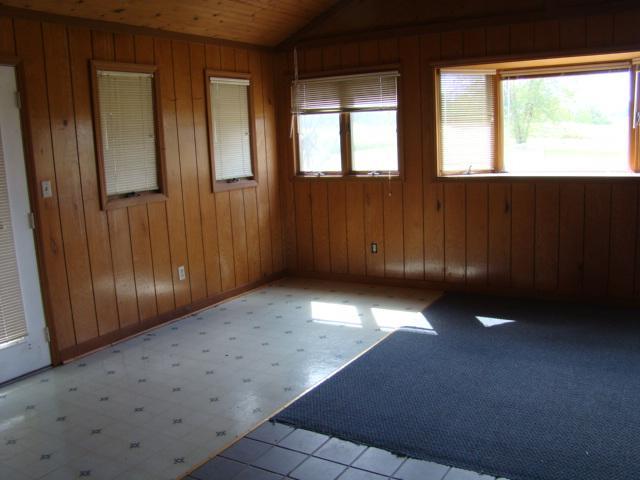 2048 East Range Line Road Greencastle, IN 46135 - Photo 4 of 9 Gallery Image 4