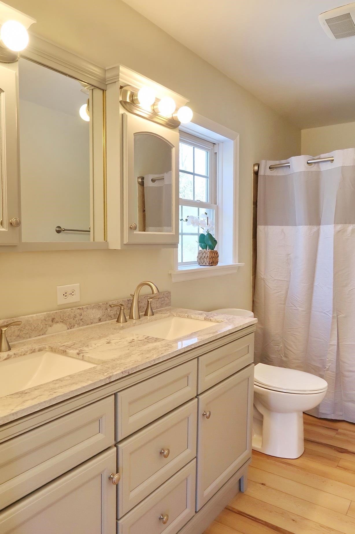 120 Deer Run Road Bethlehem, NH 03574 - Photo 22 of 39