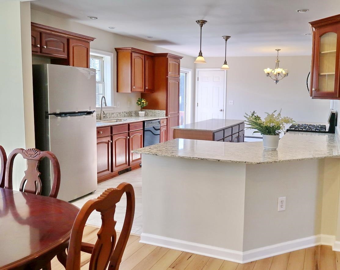 120 Deer Run Road Bethlehem, NH 03574 - Photo 8 of 39