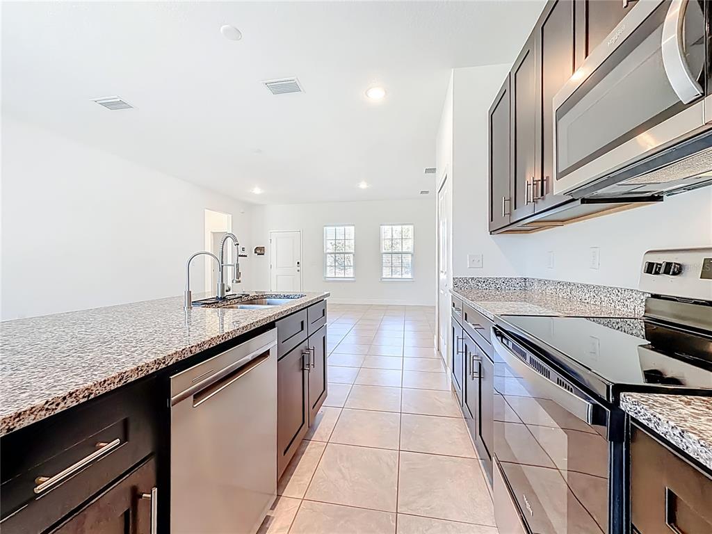 15441 Southwest 22nd Court Road Ocala, FL 34473 - Photo 14 of 41