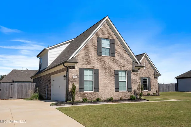 $375,000 | 1544 Clair Circle South, Hernando, MS 38632