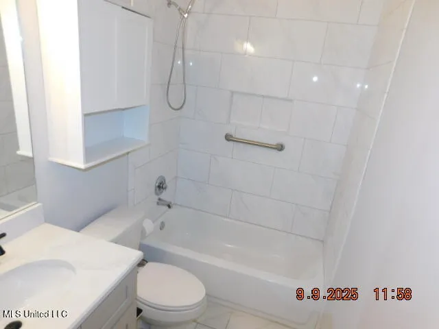 $375,000 | 1544 Clair Circle South, Hernando, MS 38632